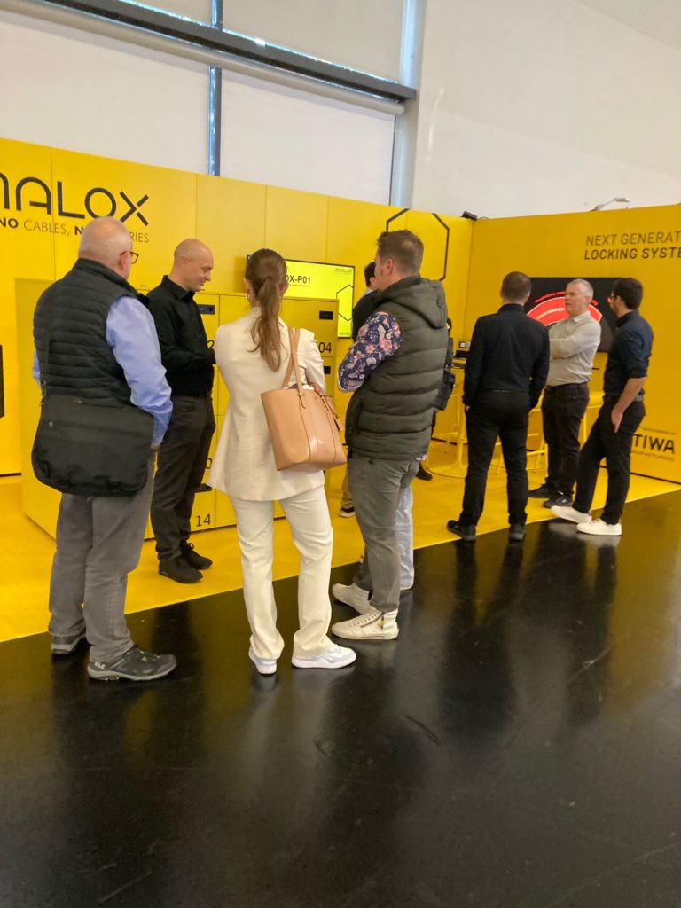 Lesen Sie mehr über den Artikel Live und brandneu von der Orgatec: Smalox 🎉